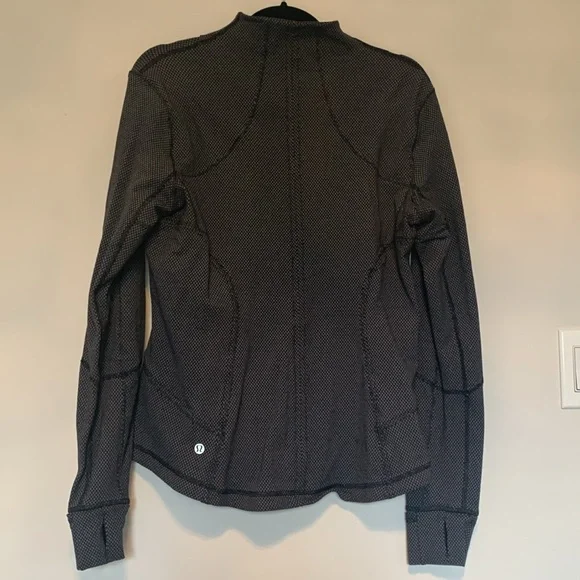 Lululemon Forme Jacket II *Textured - Picture 4 of 7